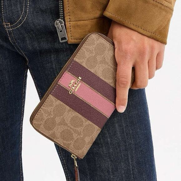 Buy Coach Medium Id Zip Wallet In Signature Canvas With  NWT COACH Medium Id Zip Wallet Signature Canvas Varsity Stripe CBO79 Gold/Tan